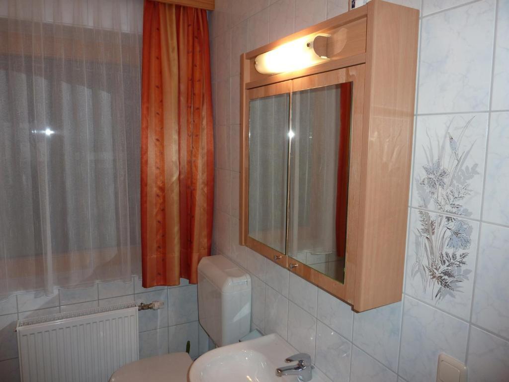 Pension Appartement Ambrosi ไฮลิเกนบลูท ห้อง รูปภาพ